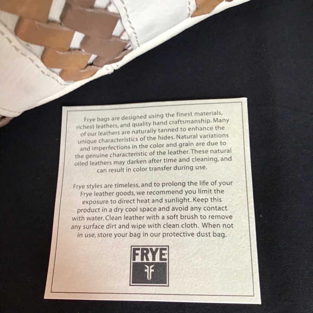 FRYE Cream leather hobo bag woven leather detail - Picture 8 of 8